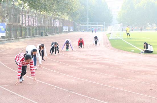 青春无畏，商梦扬威——15vip太阳集团官网2018年秋季运动会顺利举行